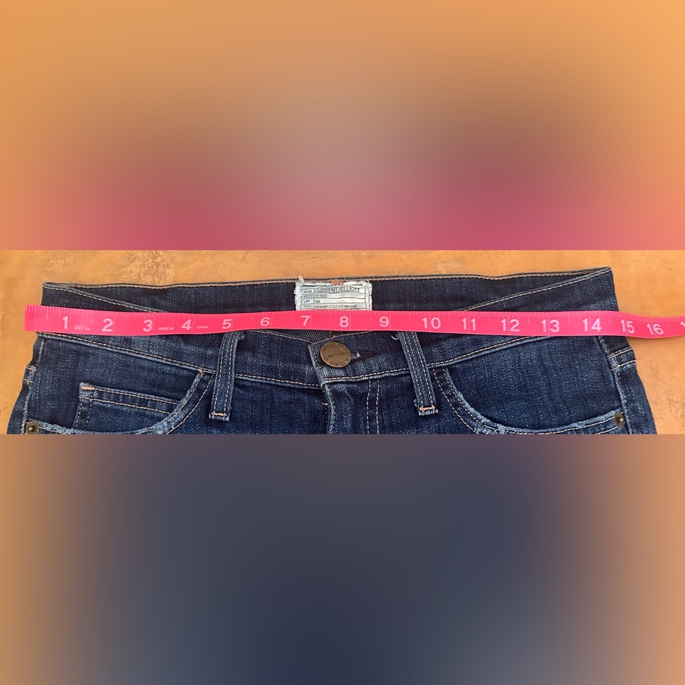 Current Elliott The Cropped Straight Jean, Size 25, Great Condition! - Picture 7 of 11